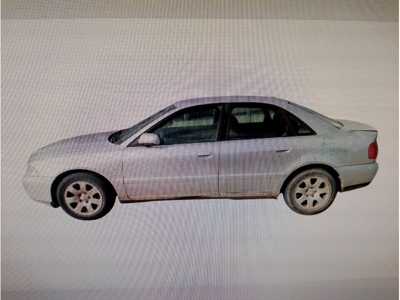 AUDI A4 BERLINA (B5)
