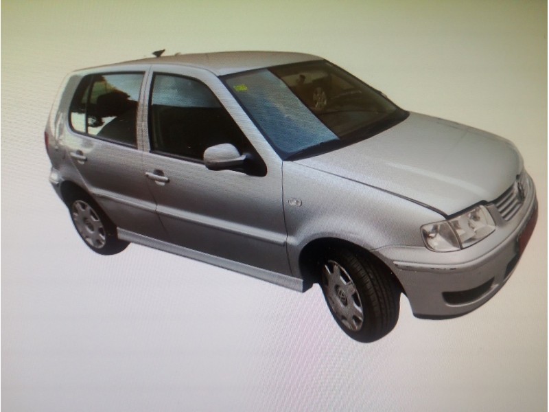VOLKSWAGEN POLO BERLINA (6N2)