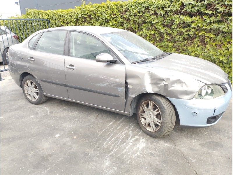 SEAT CORDOBA BERLINA (6L2)