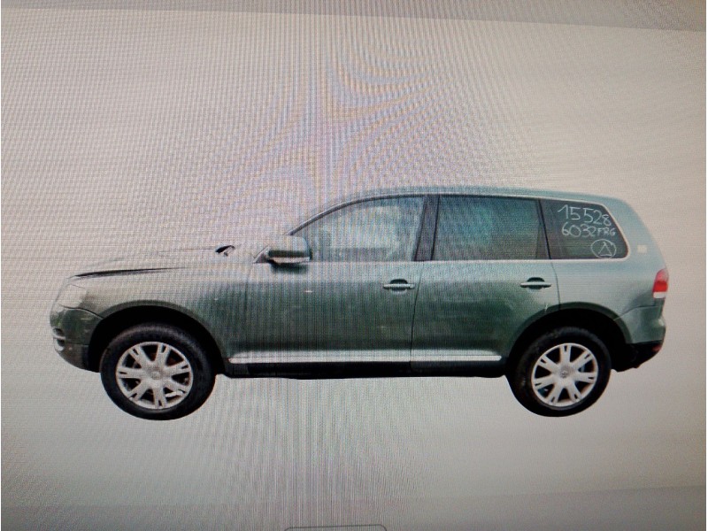 VOLKSWAGEN TOUAREG (7LA)