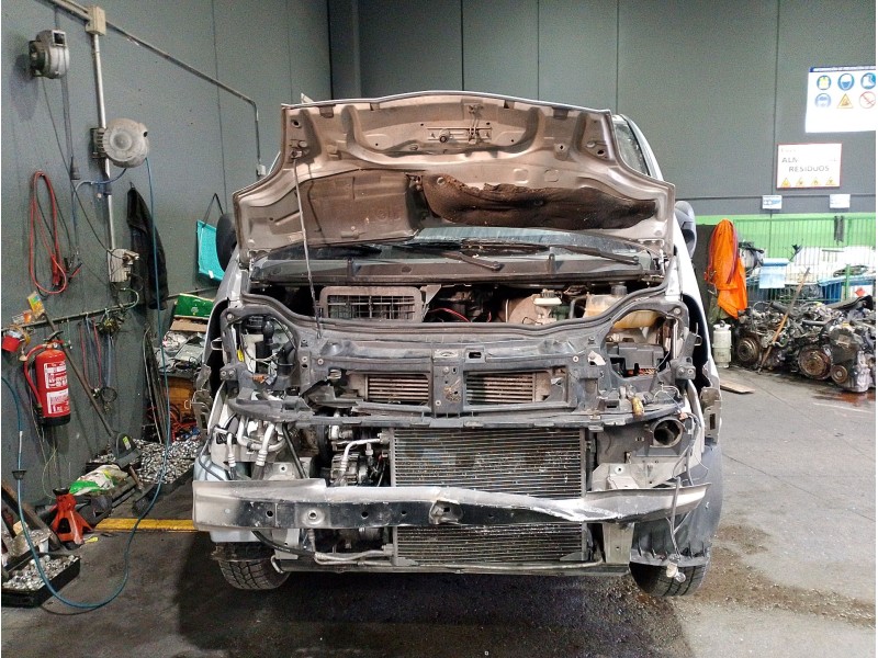 RENAULT TRAFIC CAJA/CHASIS (T_, P_, V_)