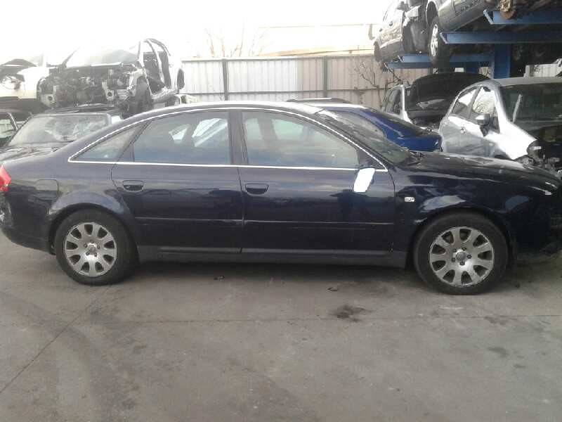 AUDI A6 BERLINA (4B2)