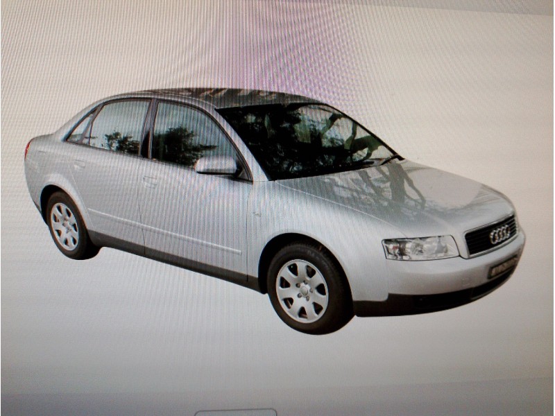 AUDI A4 BERLINA (8E)