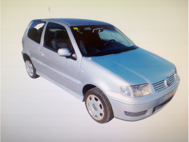 VOLKSWAGEN POLO BERLINA (6N2)