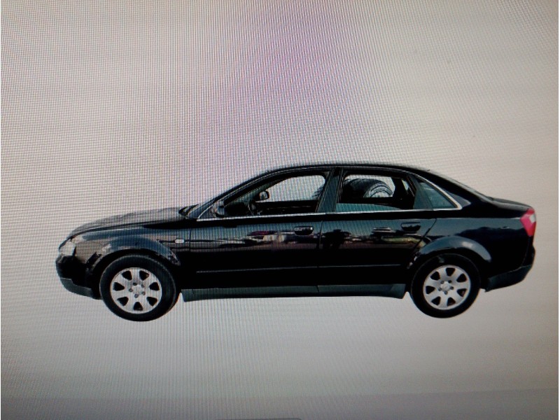 AUDI A4 BERLINA (8E)