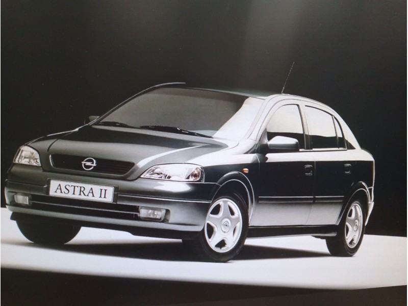 OPEL ASTRA G BERLINA