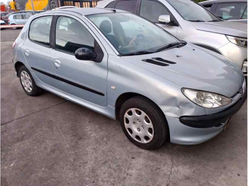 PEUGEOT 206 BERLINA