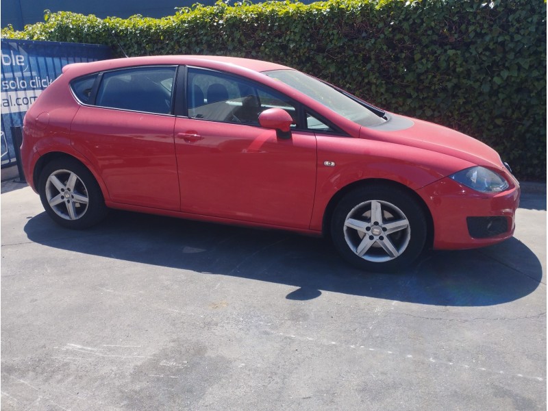 SEAT LEON (1P1)