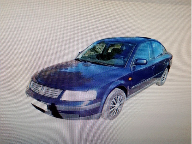 VOLKSWAGEN PASSAT BERLINA (3B2)
