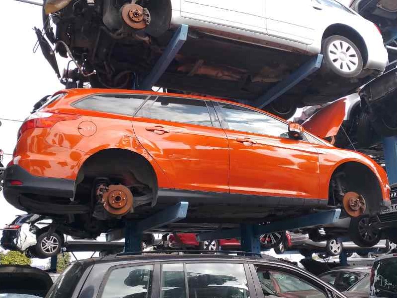 FORD FOCUS TURN. (CB8)