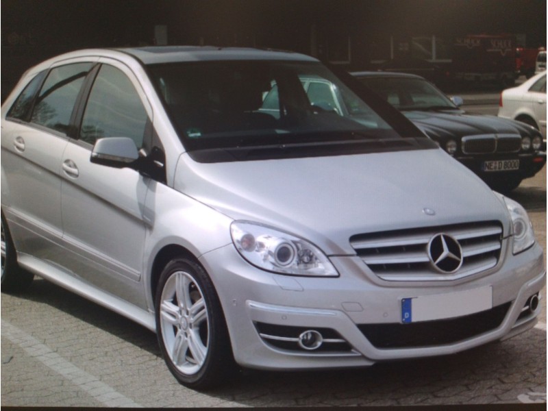 MERCEDES-BENZ CLASE B (W245)