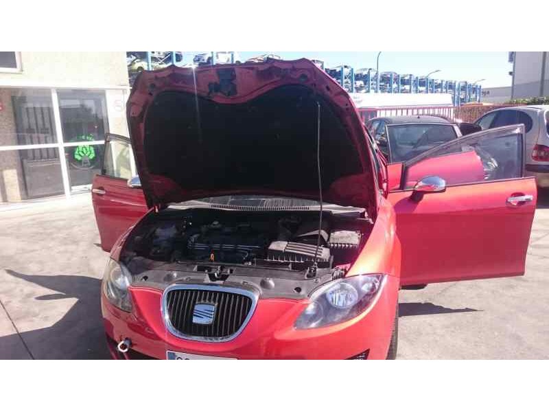 SEAT LEON (1P1)
