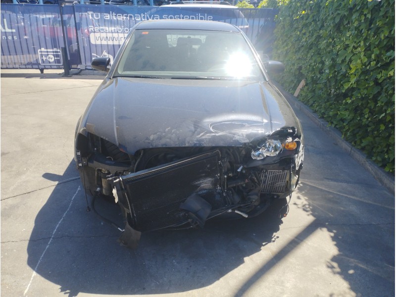 AUDI A4 BERLINA (8E)