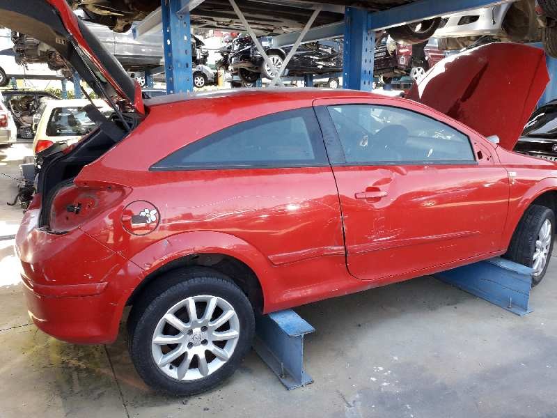 OPEL ASTRA H BERLINA