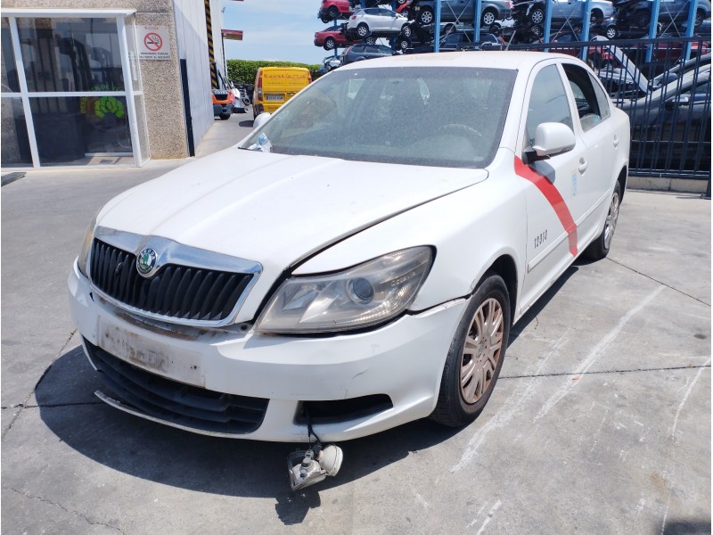 SKODA OCTAVIA BERLINA (1Z3)