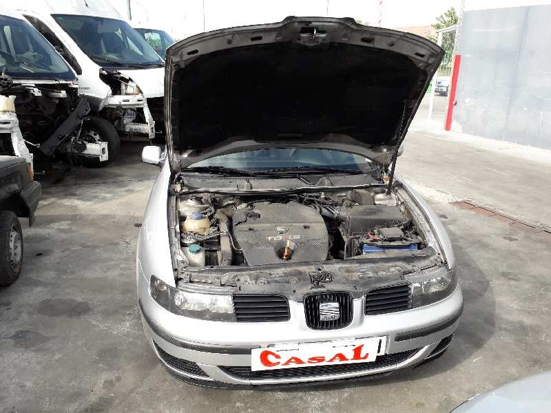 SEAT LEON (1M1)