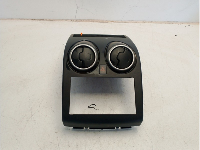 Recambio de rejilla aireadora para nissan qashqai (j10) 360 referencia OEM IAM P10381A77100  