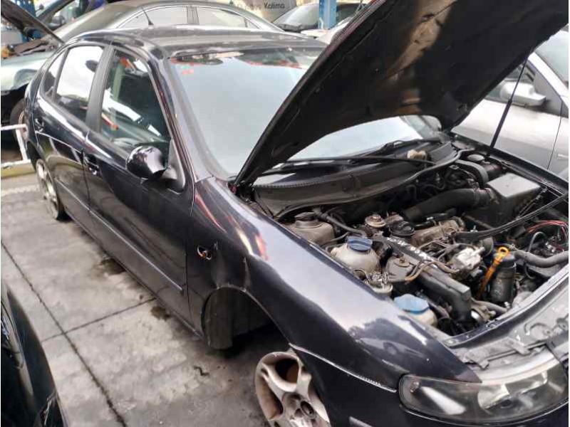 SEAT LEON (1M1)