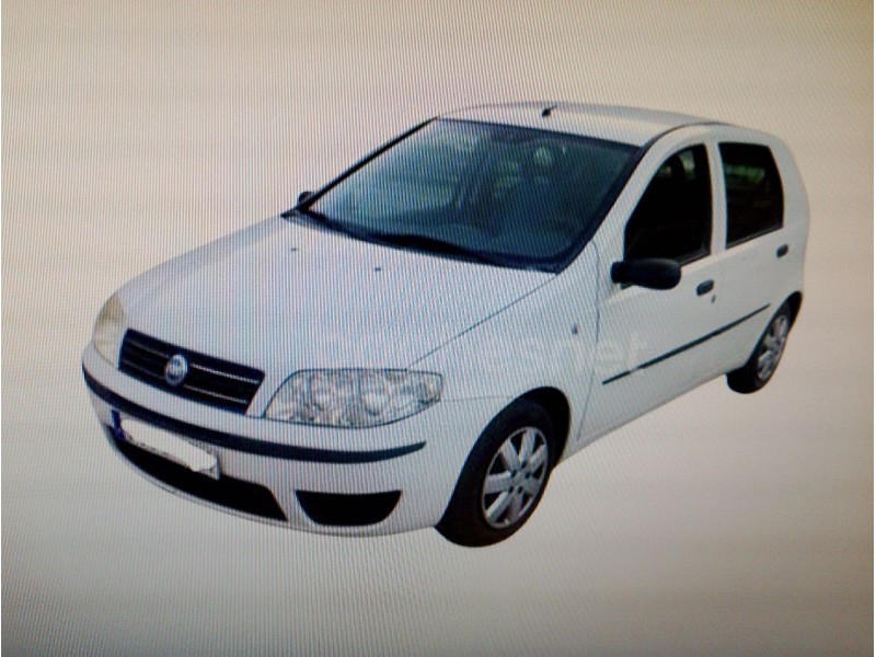 FIAT PUNTO BERLINA (188)