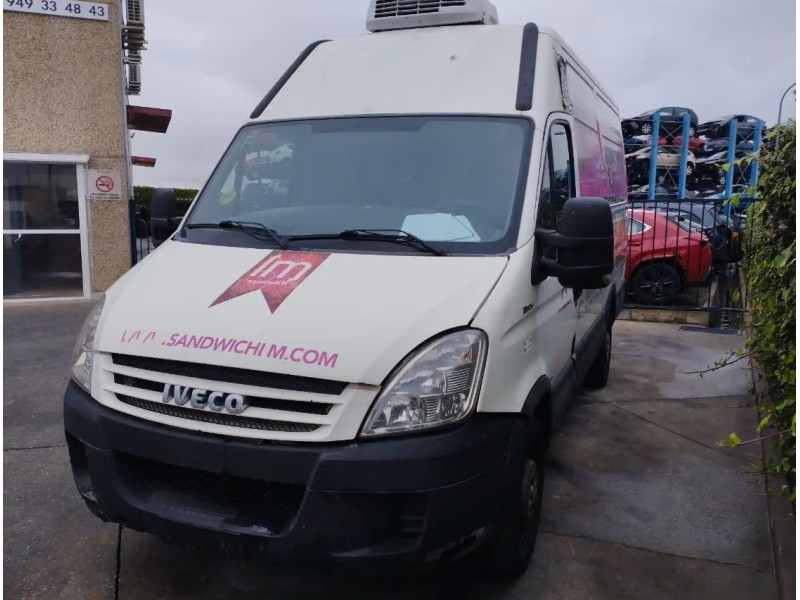 IVECO DAILY CAJA ABIERTA