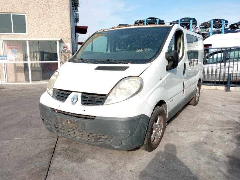 RENAULT TRAFIC COMBI (AB 4.01)