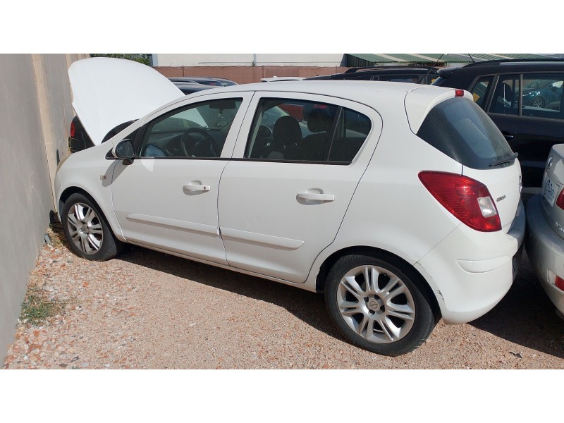 OPEL CORSA D (S07)