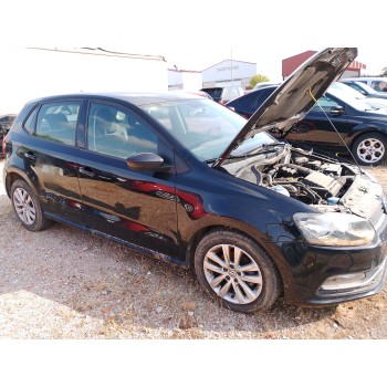 VOLKSWAGEN POLO (6C1) de desguace