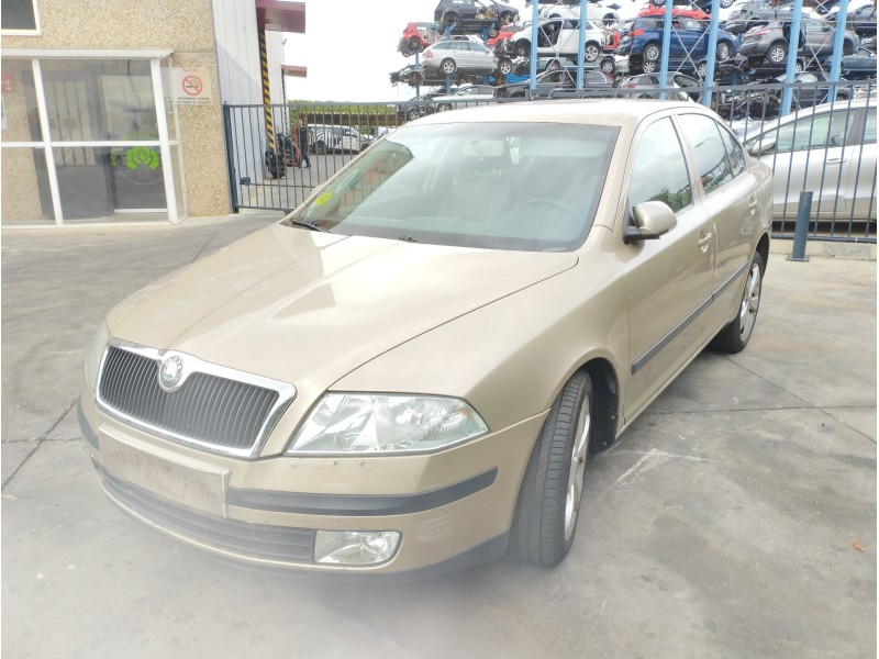 SKODA OCTAVIA BERLINA (1Z3)