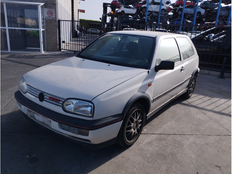 VOLKSWAGEN GOLF III BERLINA (1H1)
