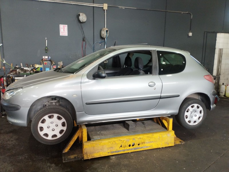 PEUGEOT 206 CC (2D)