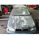 SKODA OCTAVIA BERLINA (1U2)