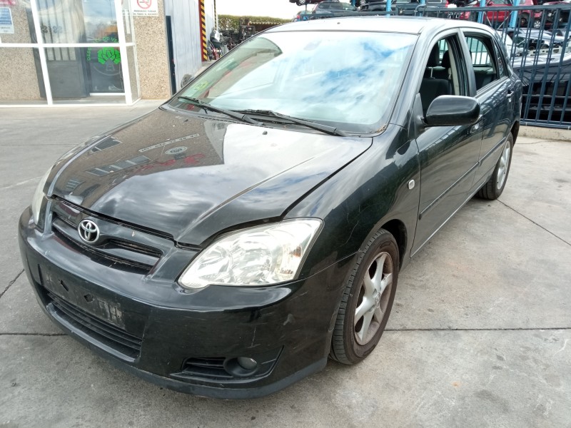 TOYOTA COROLLA (E12)