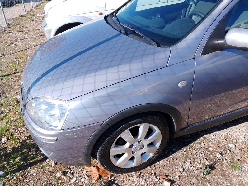 opel corsa c (x01) del año 2005