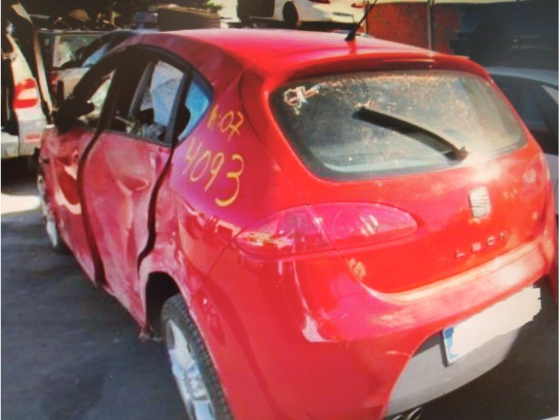 SEAT LEON (1P1)