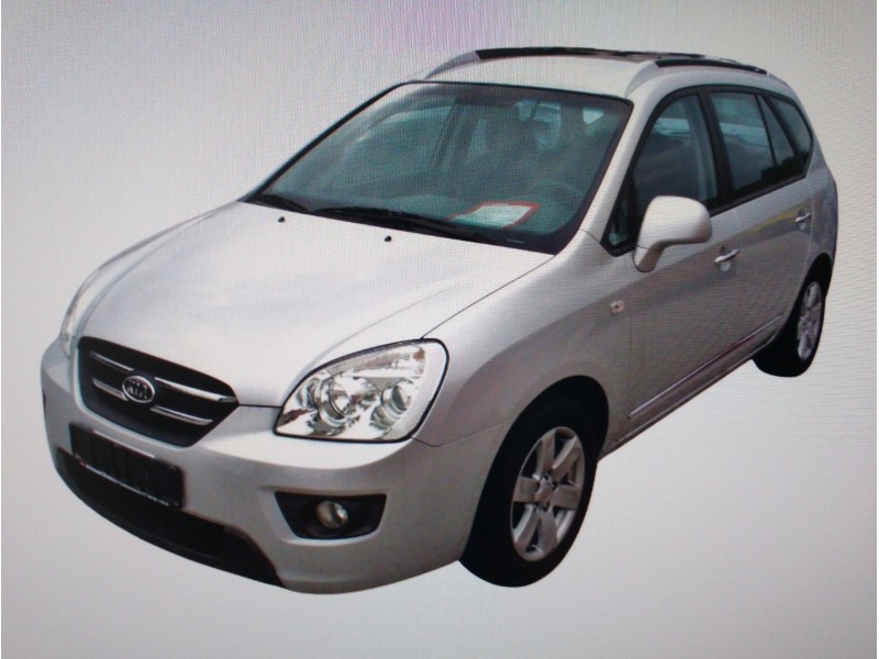 KIA CARENS (UN)
