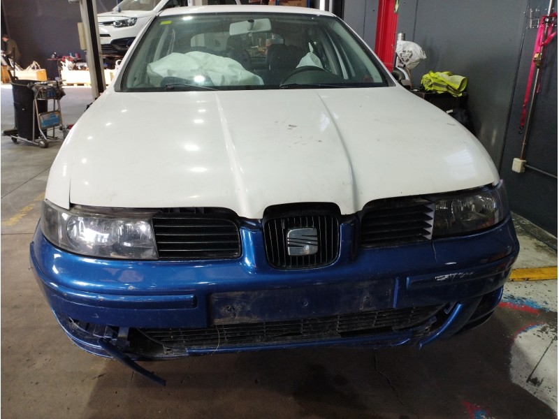 SEAT LEON (1M1)
