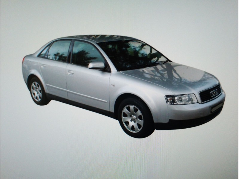 AUDI A4 BERLINA (8E)