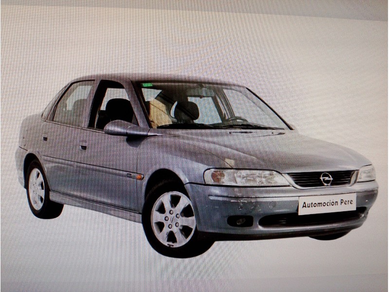 OPEL VECTRA B BERLINA