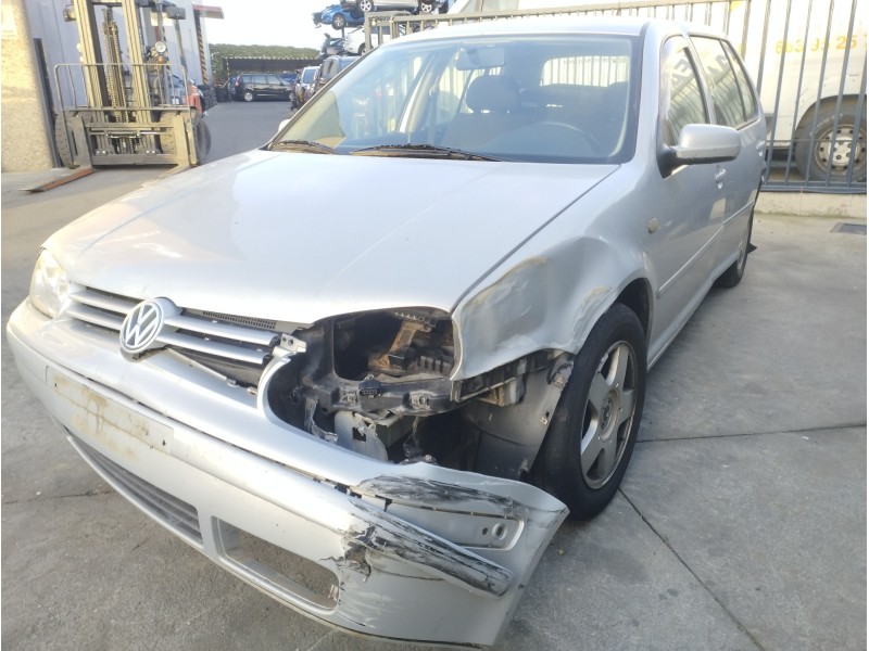 VOLKSWAGEN GOLF IV BERLINA (1J1)