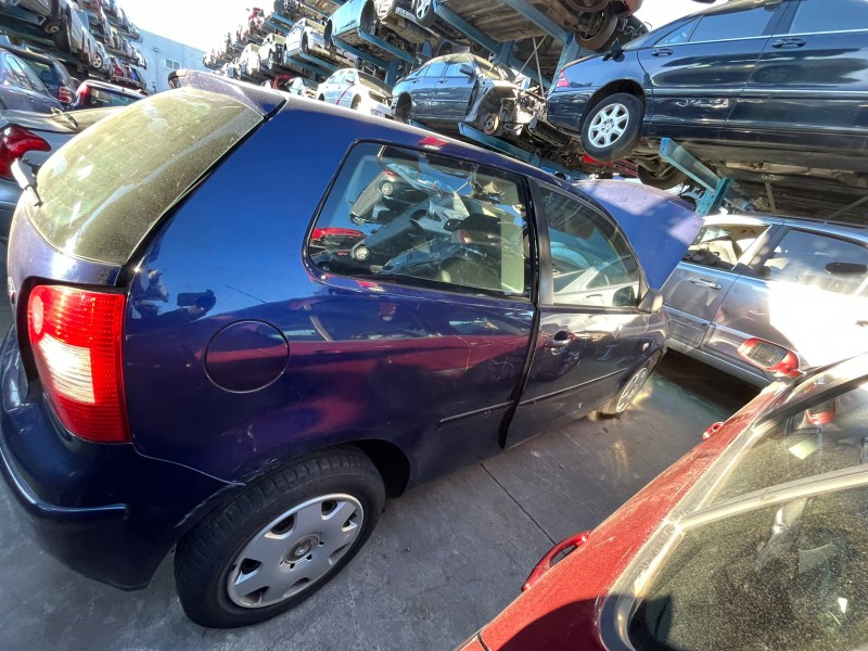 VOLKSWAGEN POLO (9N1)