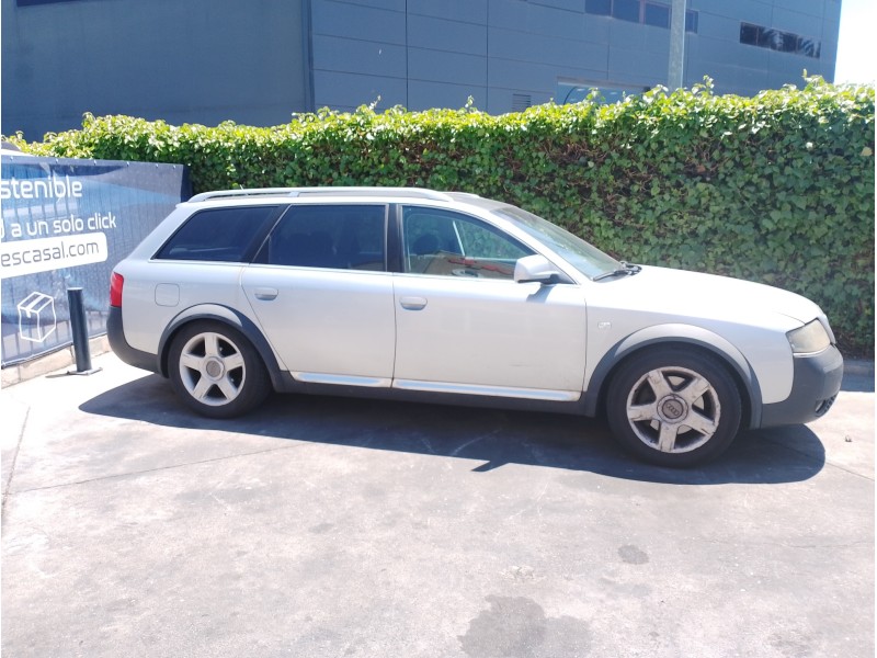 AUDI A6 AVANT (4B5)