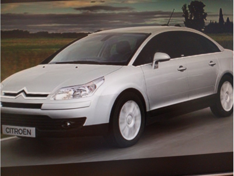 CITROËN C4 BERLINA