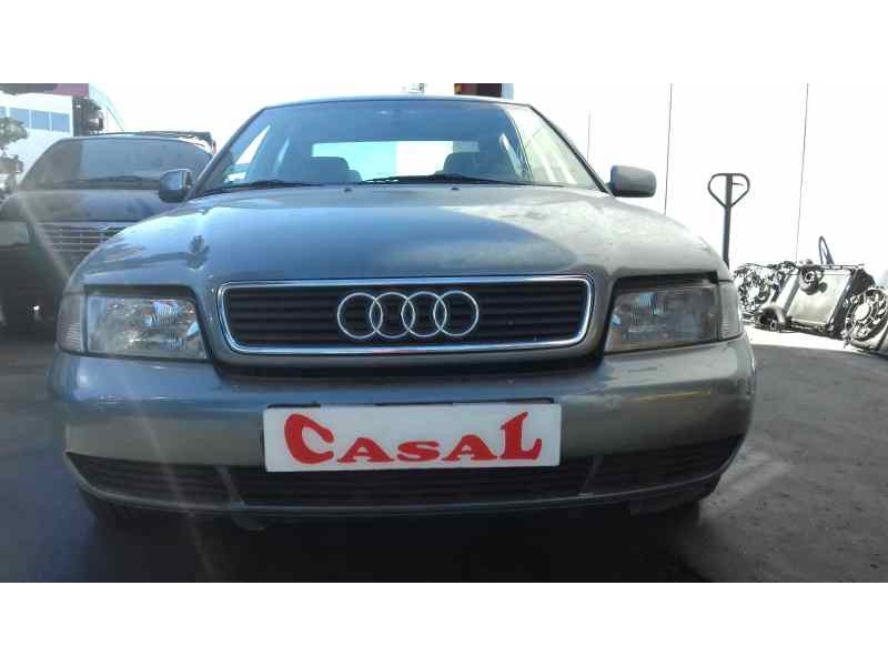 AUDI A4 BERLINA (B5)