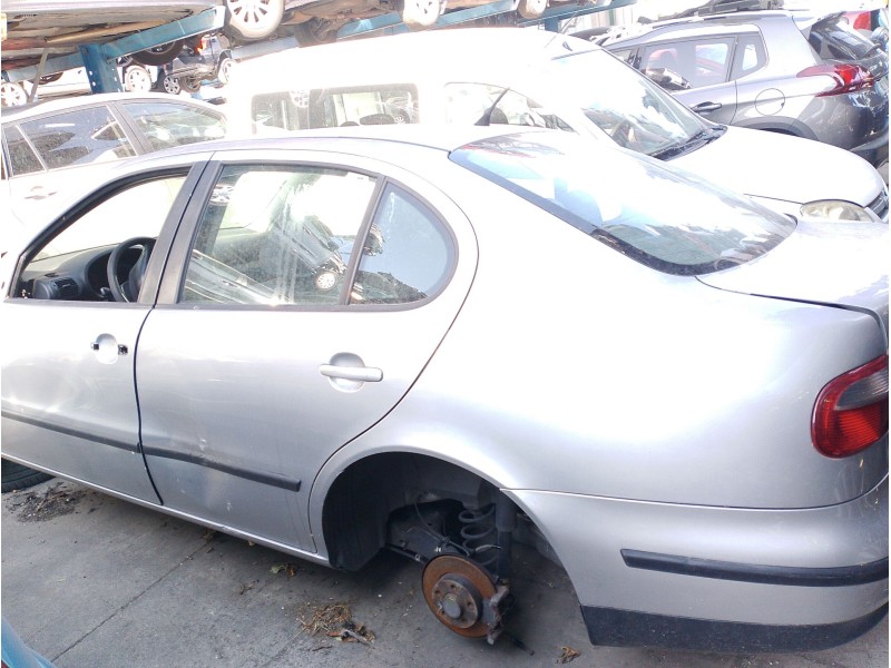 SEAT TOLEDO II (1M2)