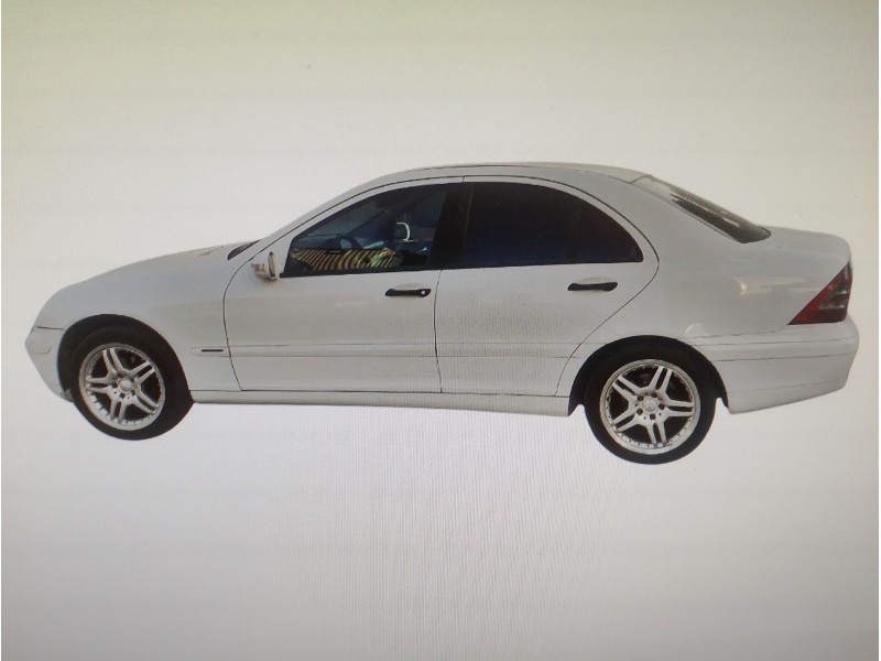 MERCEDES-BENZ CLASE C (W203) BERLINA