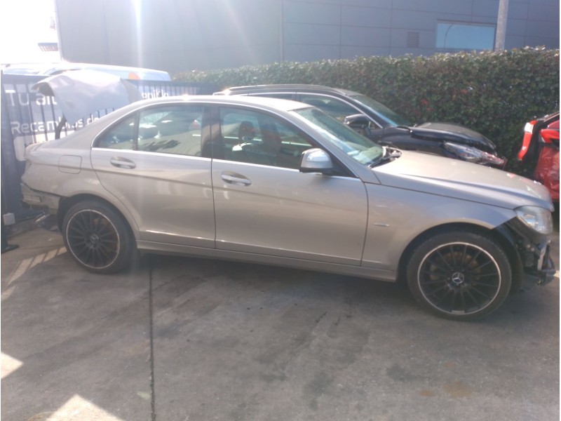MERCEDES-BENZ CLASE C (W204)