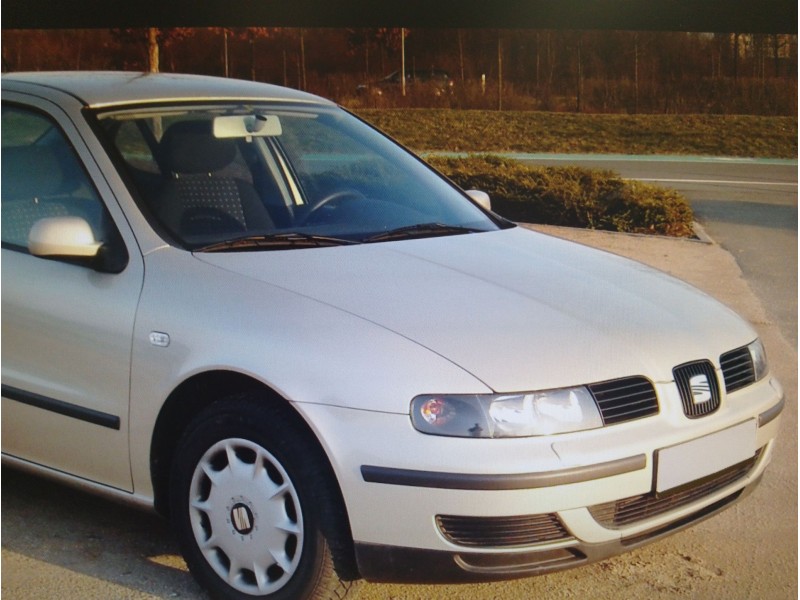 SEAT TOLEDO (1M2)