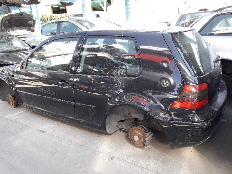 VOLKSWAGEN GOLF IV BERLINA (1J1)