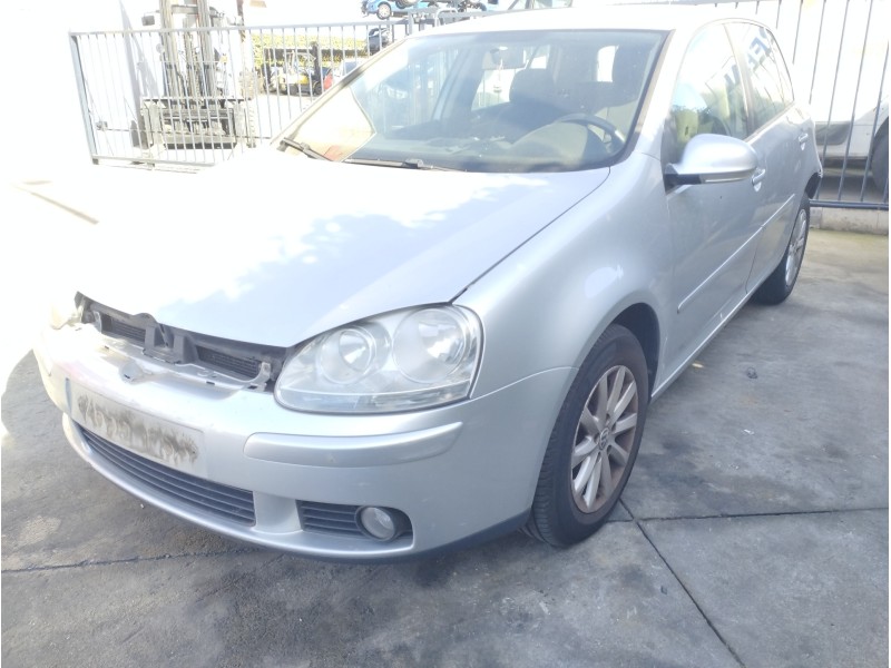 VOLKSWAGEN GOLF V BERLINA (1K1)