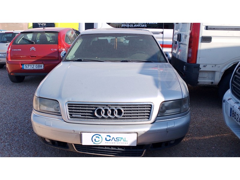 AUDI A8 (D2)